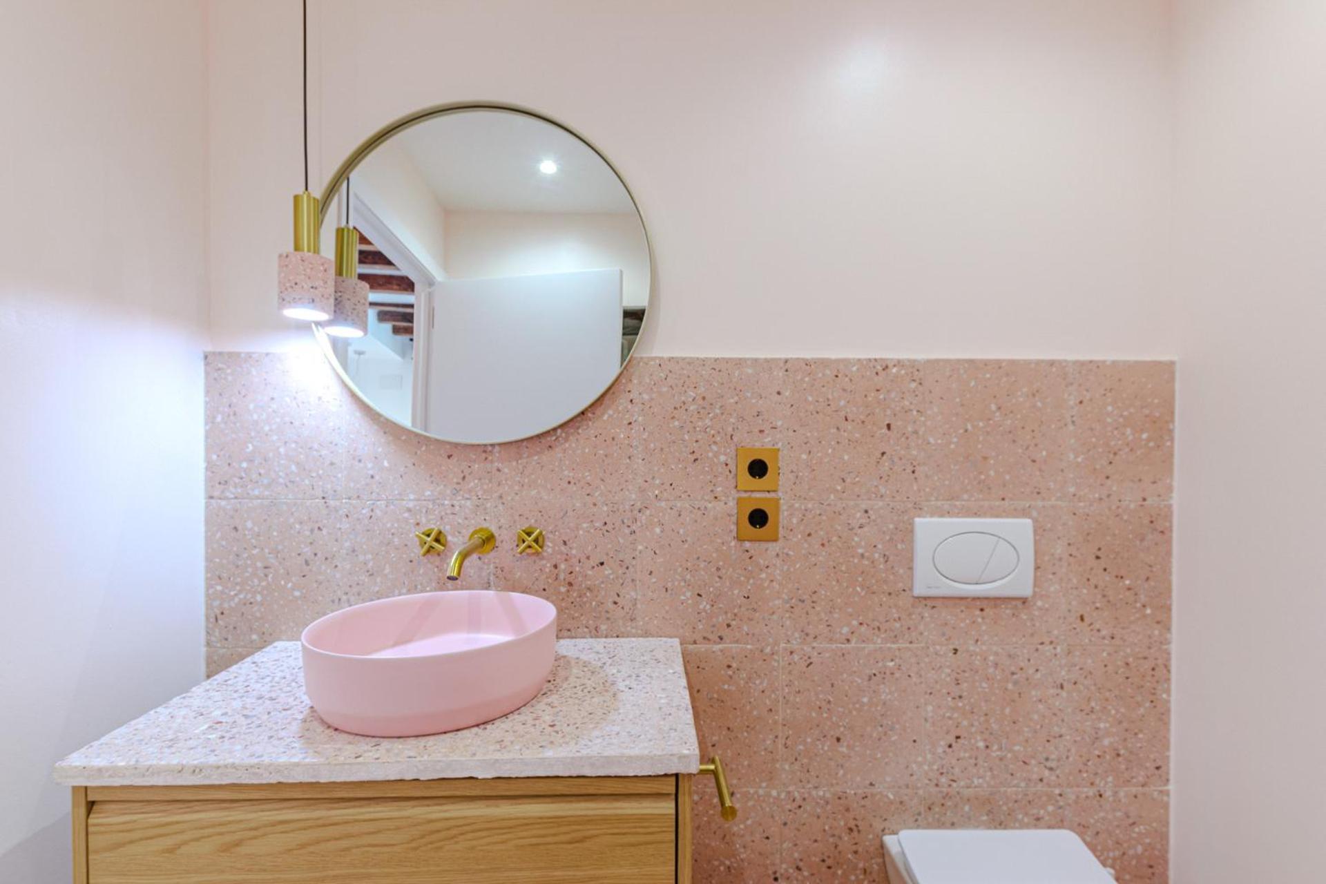 Glamorous Pink Studio In City Center Alicante Exterior photo