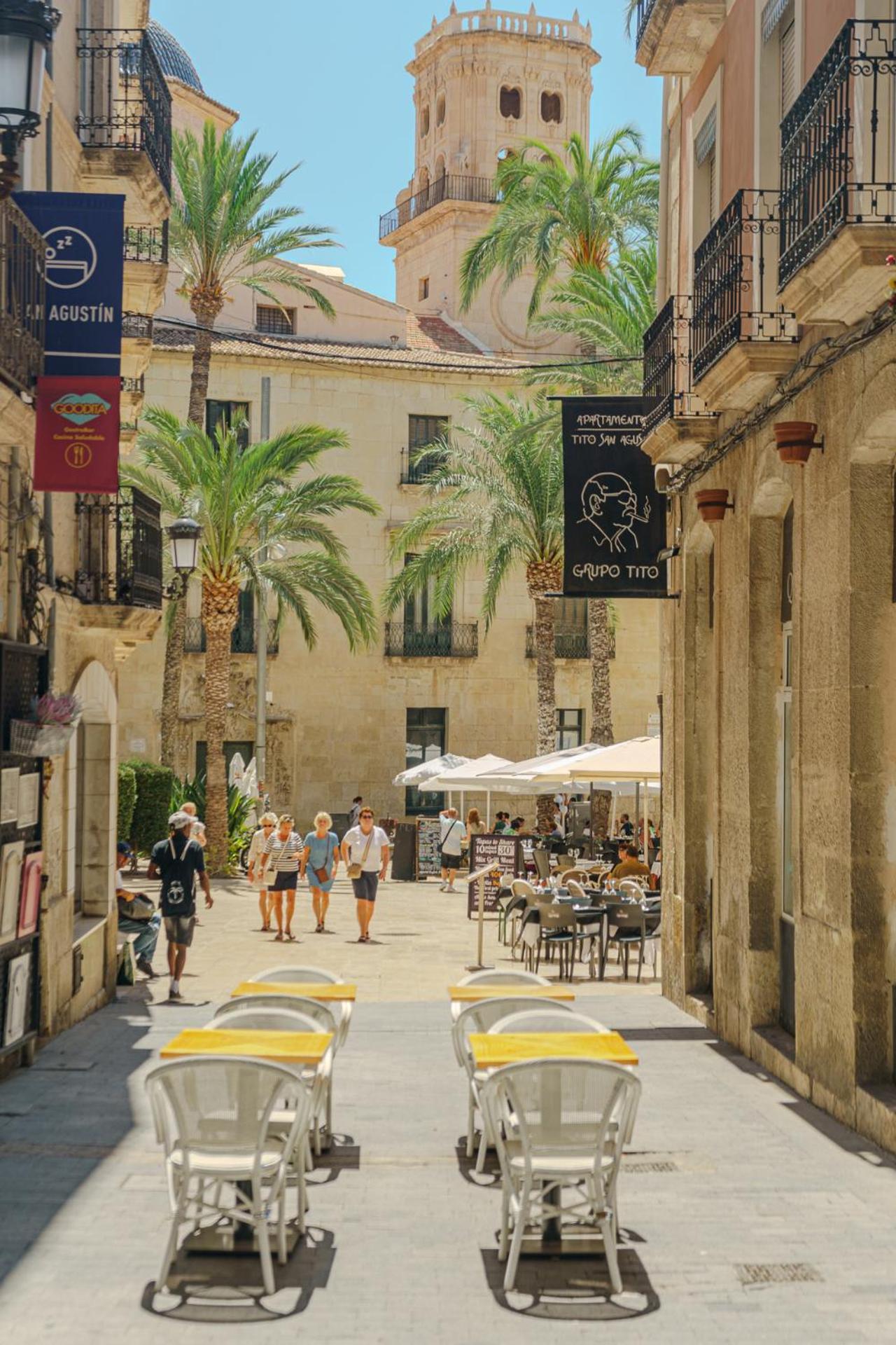Glamorous Pink Studio In City Center Alicante Exterior photo